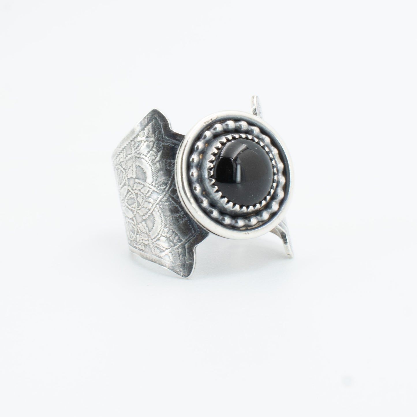 Black Lace Saddle Ring
