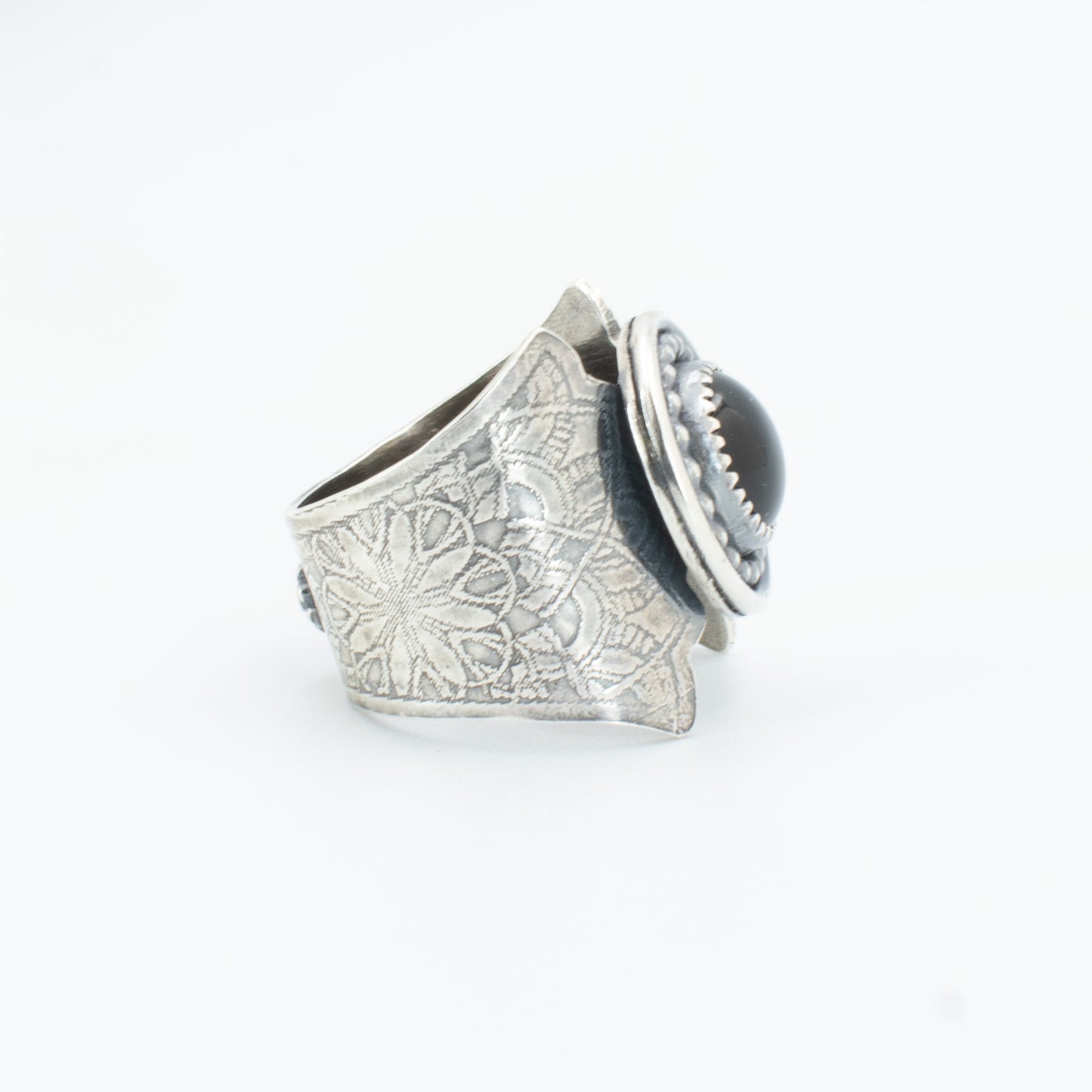 Black Lace Saddle Ring